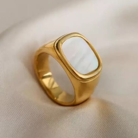 🌫18K gold plated shell ring - Picture 3 of 4